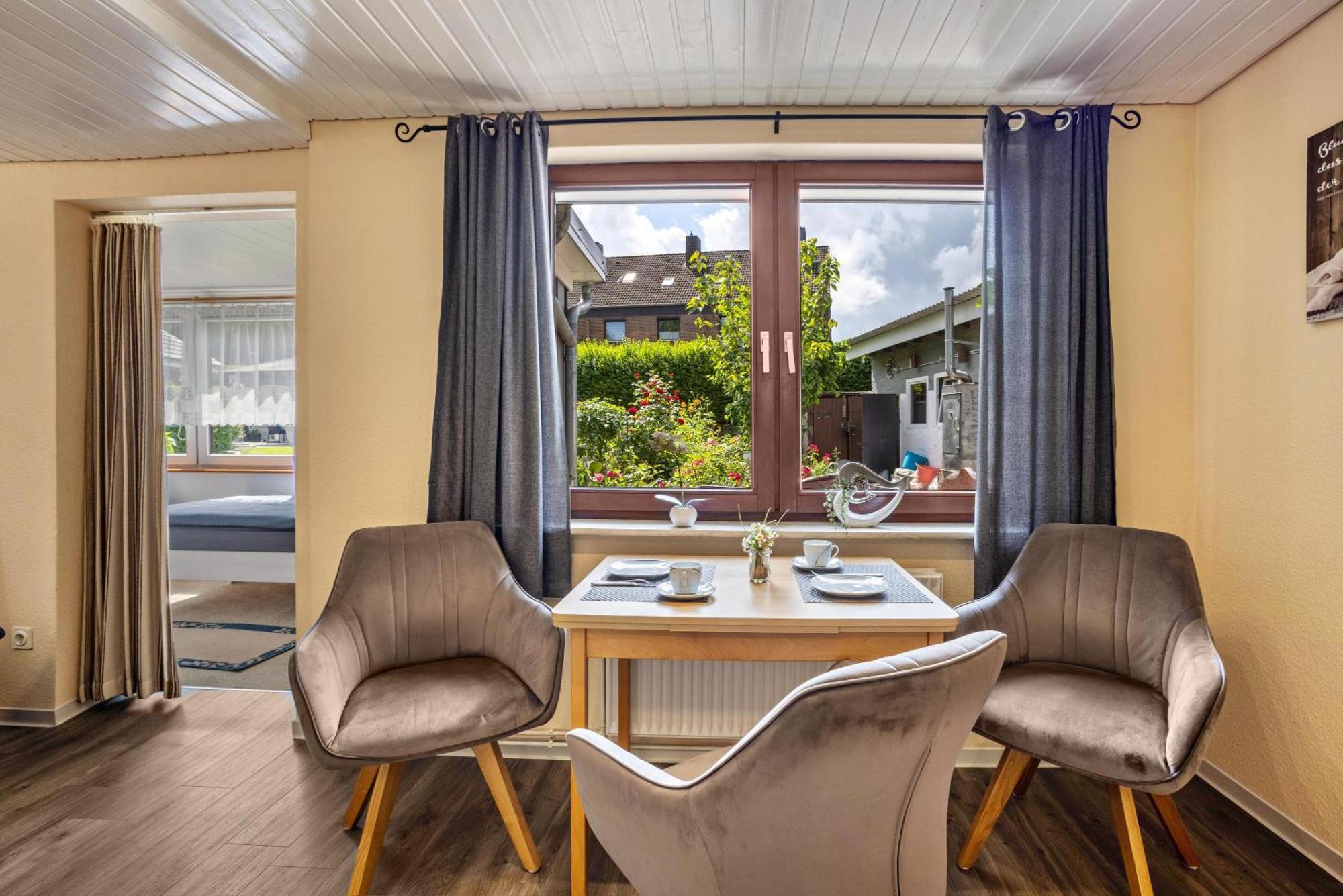 Ferienwohnung Carstens イツェホー エクステリア 写真
